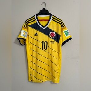 Colombia 2014 World Cup Retro Jersey - James Rodriguez #10